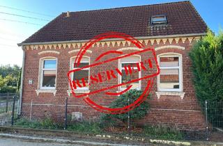 Haus kaufen in 39524 Sandau, Schönes Backsteinhaus mit großer Garage in Sandau