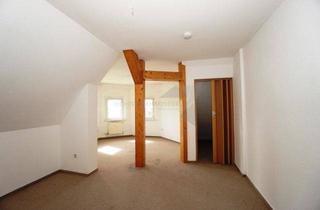 Wohnung mieten in Hagenberg 11, 07987 Mohlsdorf-Teichwolframsdorf, Gemütliche 2-Zimmer-Wohnung mit Tageslichtbad und Sichtbalken