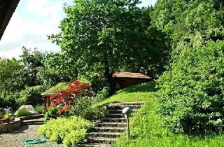 Wohnung kaufen in Hinterbergstrasse xx, 73101 Aichelberg, Exklusive Landhauswohnung mit besonderem Ambiente, offenes Wohnen, Panoramaaussicht, Gartenbereich