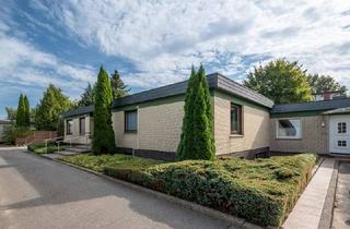 Haus kaufen in 25421 Pinneberg, westimmobilien: Großzügiges Wohnen und vermieten in Thesdorf… Zwei Bungalows auf einem Grundstück