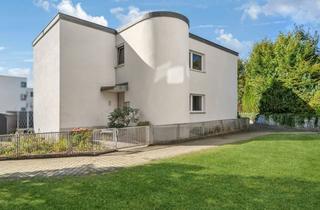 Haus kaufen in Friedlandstraße 21, 92224 Amberg, Großzügiges Zweifamilienhaus mit idealer Raumaufteilung und moderner Ausstattung in Amberg