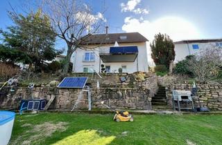 Haus kaufen in 76316 Malsch, Dreifamilienhaus mit Weitblick in grüner Hanglage
