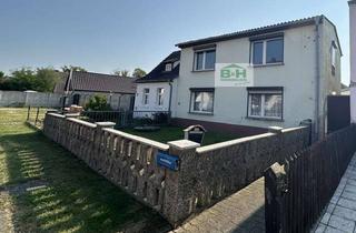 Haus kaufen in 06780 Zörbig, TOP Preiswertes sanierungsbedürftiges Eigenheim DHH bei Zörbig in Löberitz Wfl. 126 qm 4 Zimmer