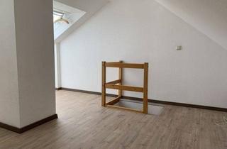 Wohnung kaufen in Greizer Straße, 08468 Reichenbach, vermietete gepflegte helle Maisonette-Wohnung – 3,0 Zi Küche, Duschbad sowie Keller – ca. 48m² Grundfläche – zur Kapitalanlage – 8,8% Rendite