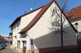 Mehrfamilienhaus kaufen in 73207 Plochingen, Teilvermietetes Mehrfamilienhaus - ausbaufähig im Zentrum von...