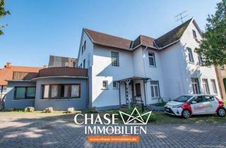 Mehrfamilienhaus kaufen in 31812 Bad Pyrmont, Großflächiges 5-Parteien Mehrfamilienhaus in Bad Pyrmont - Top SOLL-Faktor von 9,7 in Löwensen!