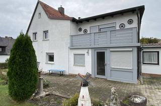 Doppelhaushälfte kaufen in Am Patrich 11, 91757 Treuchtlingen, Doppelhaushälfte in ruhiger Lage von Treuchtlingen