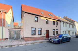 Haus kaufen in Hallesche Straße 34, 06796 Brehna, Familienidyll mit separatem Garten und Garage in zentraler Lage von Sandersdorf-Brehna