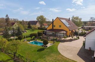 Haus kaufen in Leuschentin, 17139 Kummerow, Gehoben und gepflegt: 6-Zi.-DHH mit Garten und Pool in Kummerow