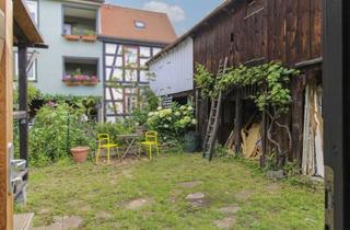 Haus kaufen in Zinzendorfplatz, 99192 Neudietendorf, Fachwerkhaus mit Garten in Bestlage von Neudietendorf