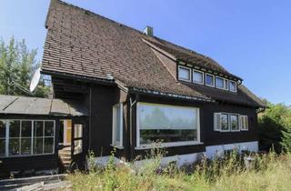 Haus kaufen in Breuningerweg 20, 72290 Loßburg, 1- bis 2-Familienhaus in guter, naturnaher Lage mit viel Potenzial