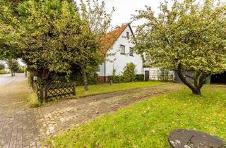 Doppelhaushälfte kaufen in 31688 Nienstädt, Doppelhaushälfte mit Garage und großem Garten in Nienstädt – Sülbeck, **Erbpacht**