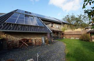 Haus kaufen in Tonstr., 53947 Nettersheim, Denkmalgeschützer Winkelhof mit zwei Wohnungen