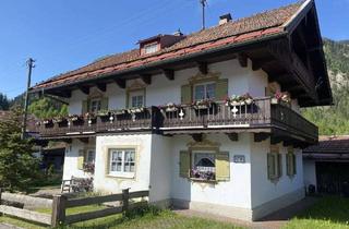 Haus kaufen in 83735 Bayrischzell, Wohnen und leben am Original - Drehort der Serie "Frühling" - Kernsanierung notwendig!