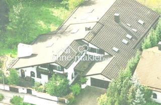 Haus kaufen in Wallbergstrasse, 85598 Baldham, Großzügige Residenz, als Zweifamilienhaus von Privat zum kaufen