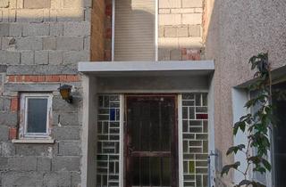 Haus kaufen in Alte Kolonie 22, 92253 Schnaittenbach, Renovierungsbedürftiges Haus sucht Handwerker