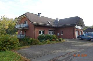 Mehrfamilienhaus kaufen in Espeweg 52, 57319 Bad Berleburg, Attraktives Mehrfamilienhaus in Bad Berleburg mit 4 Wohneinheiten in toller Lage!