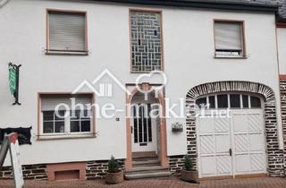 Haus kaufen in Bergstraße 18, 54536 Kröv, Haus mit viel Potenzial in Kröv zu verkaufen
