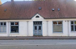 Haus mieten in 25524 Itzehoe, Itzehoe-Zentrum: Historisches Stadthaus mit viel Platz zu vermieten