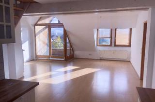 Wohnung kaufen in Rothenburger Straße 23, 90522 Oberasbach, Tolle Maisonette-Wohnung, 3,5 Zimmer mit Loggia & Stellplatz