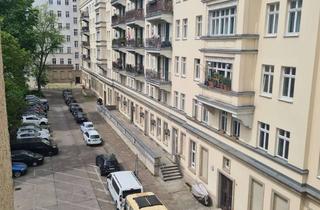 Wohnung kaufen in Niederbarnimstraße, 10247 Friedrichshain, Provisionsfreie 2-Zimmer Wohnung mit Balkon im Herzen Berlins