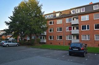 Wohnung kaufen in 25813 Husum, Kapitalanlage: vermietete 5 Zimmer-Eigentumswohnung in zentraler Lage von Husum (5,5%)