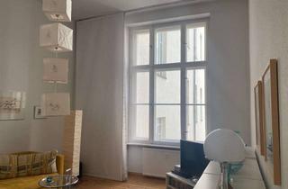 Wohnung kaufen in Savignyplatz, 10623 Charlottenburg, Traumhafte Altbauwohnung am Savignyplatz - aktuell vermietet