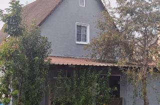 Einfamilienhaus kaufen in 84089 Aiglsbach, Sofort verfügbares Einfamilienhaus mit Garten, neuwertiger Heizung und Garage zu verkaufen.