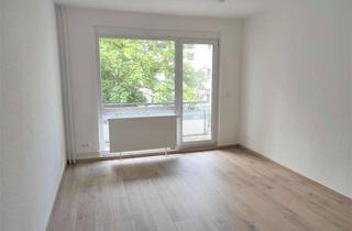 Wohnung mieten in Freiherr-Vom-Stein-Straße 12b, 06749 Bitterfeld-Wolfen, Gemütliche 4-Raum-Wohnung mit Balkon