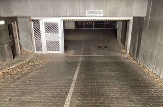 Garagen mieten in Luisenstr. 24a-e, 76137 Südstadt, Sichere Garage in Tiefgarage mit Gittertor - Zufahrt über den Hof