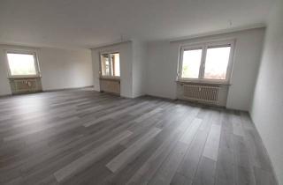 Wohnung mieten in Epprechtsteinstraße, 95032 Hof, 44001 - Helle 4-Zimmer-Wohnung mit Balkon und Garage