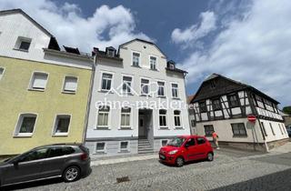 Haus kaufen in Pfarrstraße 23, 08233 Treuen, MFH 6 WEH, zentral, ruhig gel., gut saniert, teilw. gr. Balkon + EBK, prov. frei. v. Eigentümer