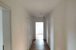 Wohnung kaufen in Fritz-Husemann-Straße, 59077 Hamm, 3,5-Zimmer-Dachgeschosswohnung in Hamm/Herringen – Vermietet und top-modernisiert