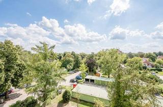 Wohnung kaufen in Alt-Buckow 32a, 12349 Berlin, Was will man mehr: Schön, bezugsfrei, Weitblick, Aufzug, Garage