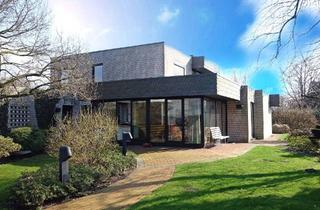 Haus kaufen in Am Rathaus 6a, 25693 St. Michaelisdonn, Architektenhaus (ggf. mit Einliegerwohnung) mit Doppelgarage in zentraler Lage in St. Michaelisdonn