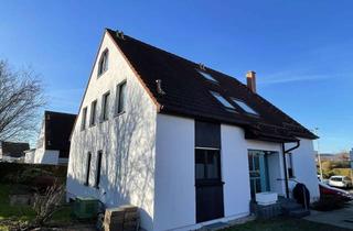 Wohnung kaufen in Mühlbergring 31, 09669 Frankenberg, *** Wohnen über 2 Etagen mit großem Garten sucht Kapitalanleger***