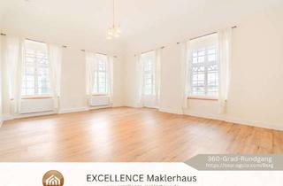 Wohnung mieten in 86381 Krumbach, WOHNEN IM SCHLOSS - WIE EIN KÖNIG: 3-Zimmer-Wohnung im Schloss Niederraunau