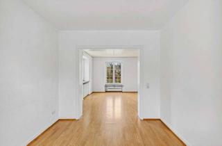 Wohnung kaufen in Karl-Staib-Str., 65795 Hattersheim, Sanierter Altbaucharme trifft Zukunftssicherheit - 4 Zimmer mit Platz, Perspektive und Stellplatz!