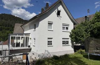 Einfamilienhaus kaufen in 77761 Schiltach, Einfamilienhaus mit 3 Garagen in ruhiger Wohnlage von Schiltach