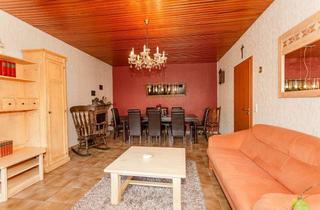 Haus kaufen in 56821 Ellenz-Poltersdorf, Ein Haus für die ganze Familie - mit 2 Terrassen, Balkon und Garage in hochwassersicherer Lage