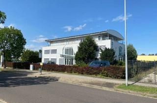 Gewerbeimmobilie kaufen in 04442 Zwenkau, Wohn- und Geschäftshaus in Zwenkau