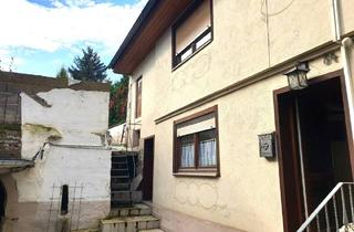 Haus kaufen in 76327 Pfinztal, INTERESSANTES, SANIERUNSGBEDÜRFTIGES FAMILIENHAUS MIT 3 SCHLAFZIMMERN