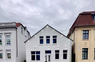 Haus kaufen in 26316 Varel, Viele Nutzungsmöglichkeiten mitten in Varel