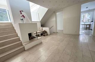 Wohnung kaufen in 82031 Grünwald, Maisonette-Wohntraum im Bauhausstil mit schönem Garten und zwei Dachterrassen Grünwald