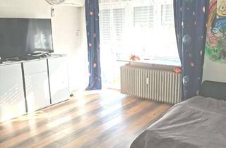 Wohnung kaufen in 76476 Bischweier, Klimatisierte Dachgeschosswohnung mit Balkon und viel Tageslicht