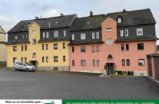 Wohnung kaufen in 95100 Selb, Wohnung im Hochparterre mit Doppelgarage