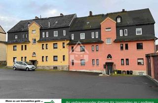 Wohnung kaufen in 95100 Selb, Wohnung im Hochparterre mit Doppelgarage