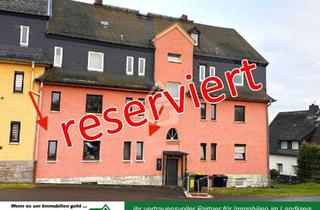 Wohnung kaufen in 95100 Selb, Wohnung im Hochparterre mit Doppelgarage