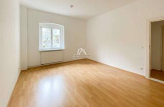 Wohnung kaufen in Anton-Saefkow-Straße 54, 10407 Prenzlauer Berg, PROVISIONSFREI | GUT GESCHNITTENE 2-ZIMMER-WOHNUNG | WG-GEEIGNET | PRENZLAUER BERG | GRÜNE OASE |