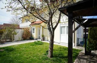 Wohnung kaufen in Mitterlängstraße 22, 82178 Puchheim, Haus im Haus, wohnen Sie auf ganz besondere Weise in Puchheim mit eigenem Garten!